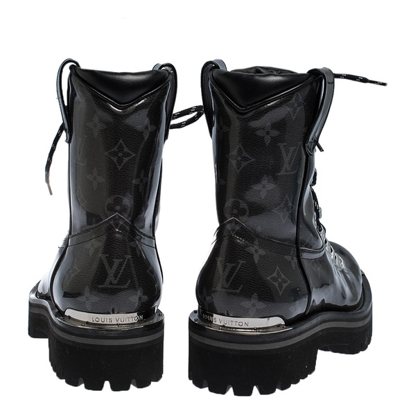 NWOB Louis Vuitton Monogram Patent
Leather Lace Up Mid Calf Boots. Men’s. - Picture 4 of 11